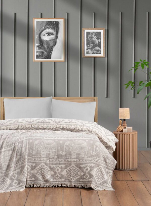 Jaquard Muslin Throws Blanket