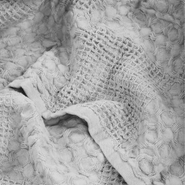 Favo Throw Blanket